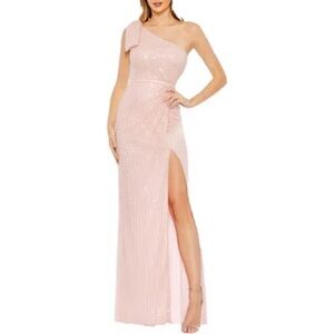 Elegant One-Shoulder Pink Gown
